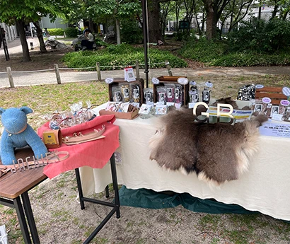 Jackie's Leather Goods& GB petfoods